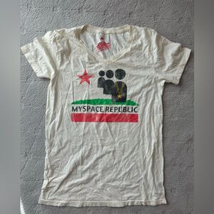 New without tags Local Celebrity “my space republic “ v neck t shirt sz M